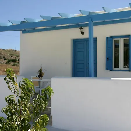 Antonia Πανσιόν Αδάμας